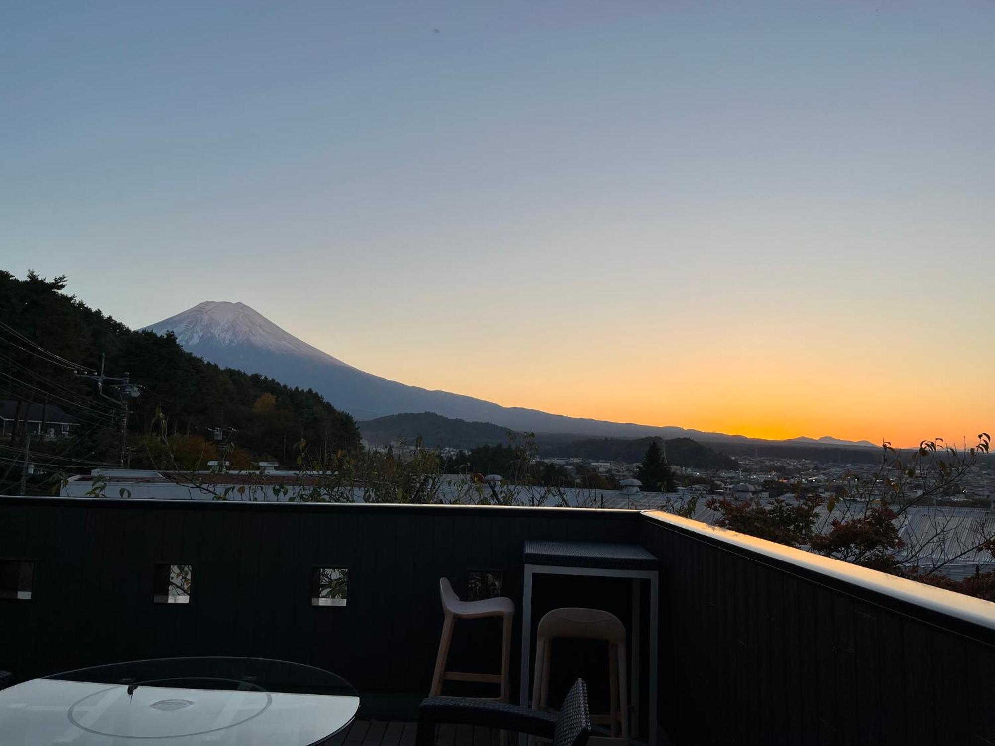 Sweet Villa Takasama Фудзиёсида Экстерьер фото