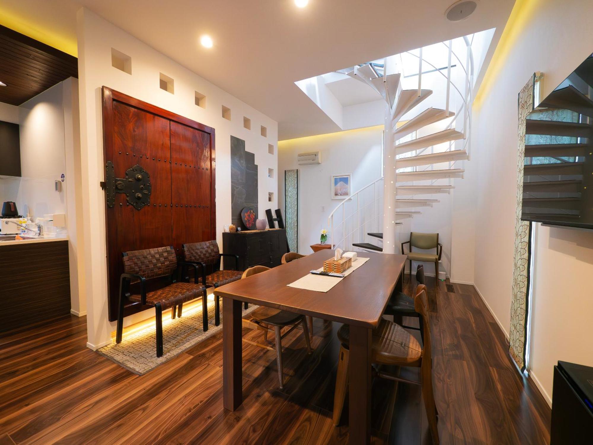Sweet Villa Takasama Фудзиёсида Экстерьер фото