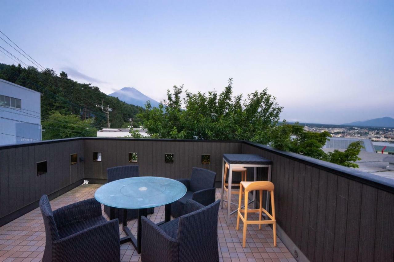 Sweet Villa Takasama Фудзиёсида Экстерьер фото